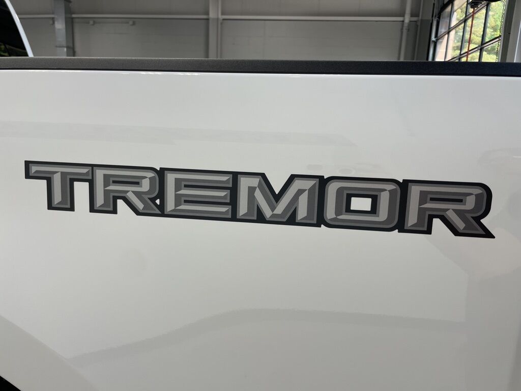 2024 Ford F-250 Super Duty 4x4 Crew Cab Lariat Minocqua WI