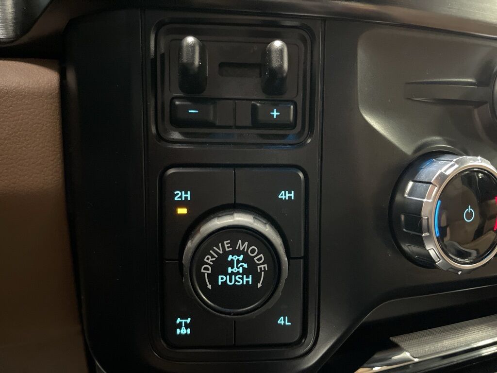 2024 Ford F-250 Super Duty 4x4 Crew Cab Lariat Minocqua WI