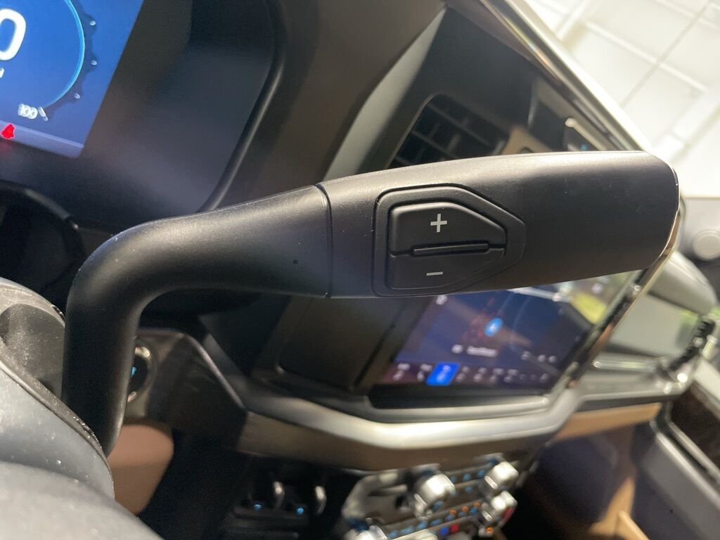 2024 Ford F-250 Super Duty 4x4 Crew Cab Lariat Minocqua WI