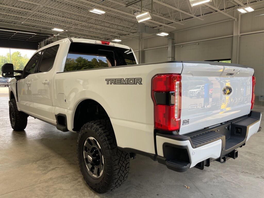 2024 Ford F-250 Super Duty 4x4 Crew Cab Lariat Minocqua WI
