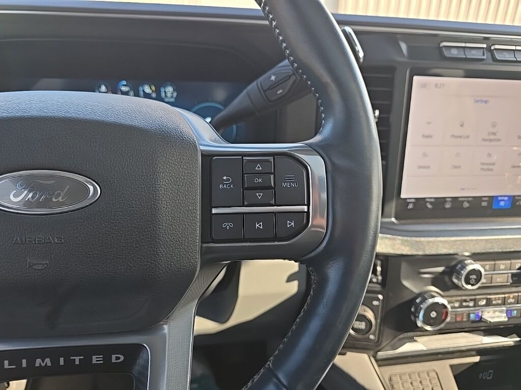 2024 Ford F-250 Super Duty 4x4 Crew Cab Limited Fond du Lac WI