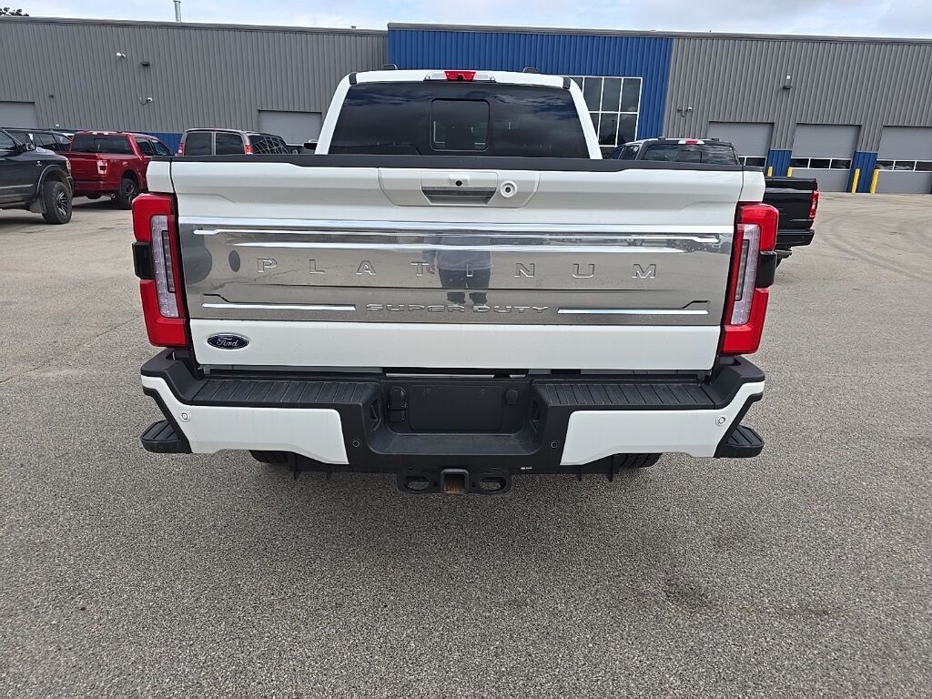 2024 Ford F-250 Super Duty 4x4 Crew Cab Platinum Fond du Lac WI