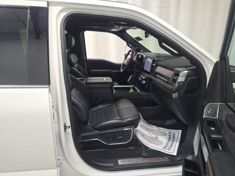 2024 Ford F-250 Super Duty 4x4 Crew Cab Platinum Fond du Lac WI