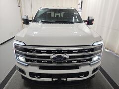 2024 Ford F-250 Super Duty 4x4 Crew Cab Platinum Fond du Lac WI