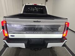 2024 Ford F-250 Super Duty 4x4 Crew Cab Platinum Fond du Lac WI