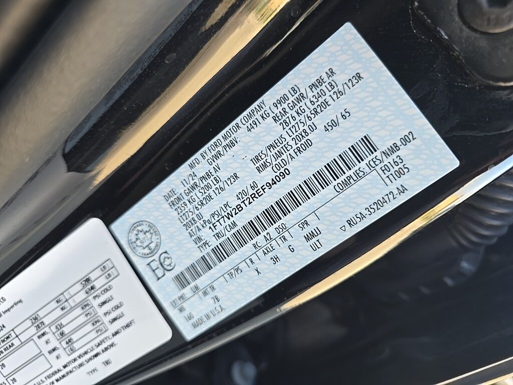 2024 Ford F-250 Super Duty 4x4 Crew Cab Platinum Fond du Lac WI
