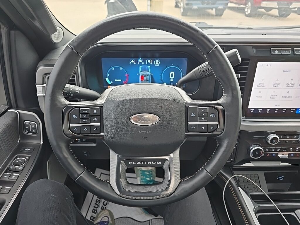 2024 Ford F-250 Super Duty 4x4 Crew Cab Platinum Fond du Lac WI