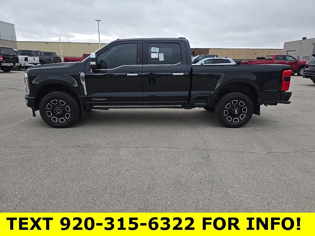 2024 Ford F-250 Super Duty 4x4 Crew Cab Platinum Fond du Lac WI
