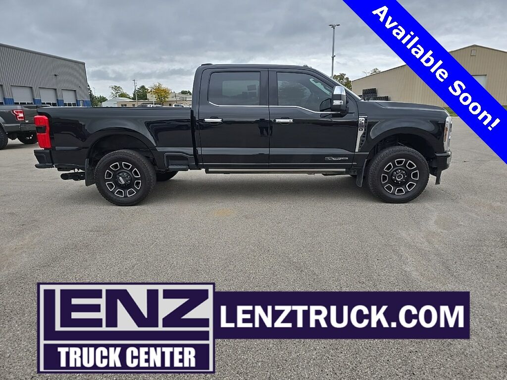 2024 Ford F-250 Super Duty 4x4 Crew Cab Platinum Fond du Lac WI