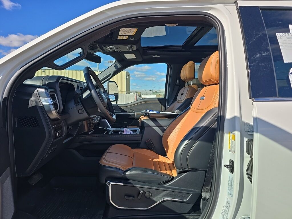 2024 Ford F-250 Super Duty 4x4 Crew Cab Platinum Fond du Lac WI