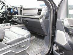 2024 Ford F-250 Super Duty 4x4 Crew Cab Platinum Fond du Lac WI