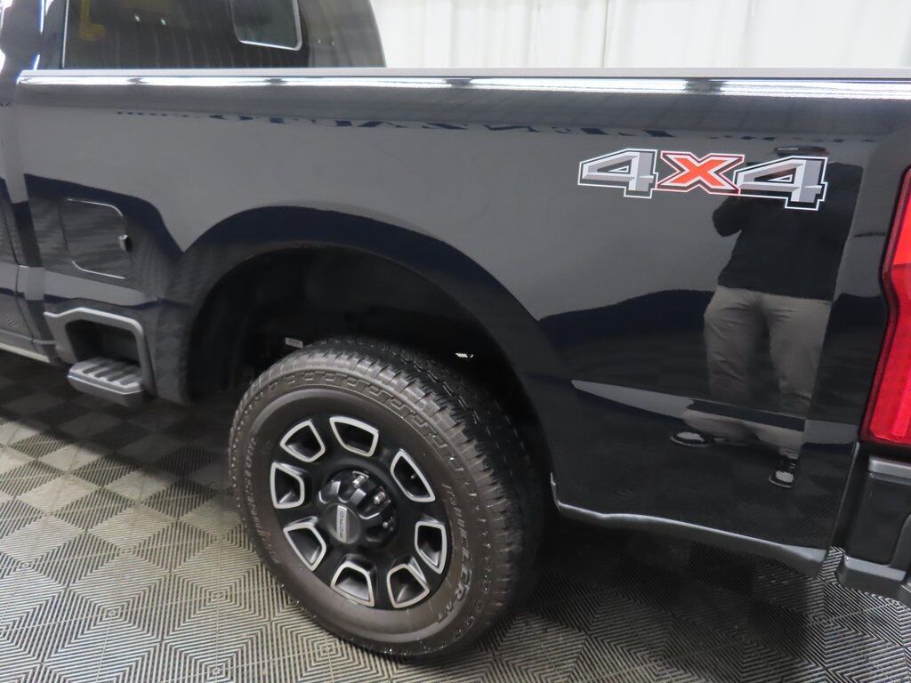 2024 Ford F-250 Super Duty 4x4 Crew Cab Platinum Fond du Lac WI