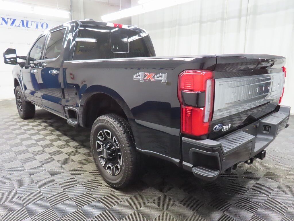 2024 Ford F-250 Super Duty 4x4 Crew Cab Platinum Fond du Lac WI