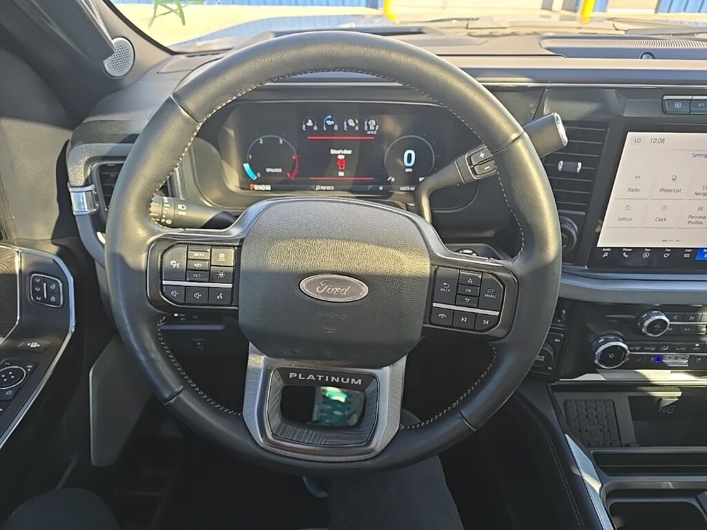 2024 Ford F-250 Super Duty 4x4 Crew Cab Platinum Fond du Lac WI