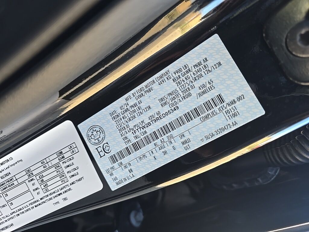 2024 Ford F-250 Super Duty 4x4 Crew Cab Platinum Fond du Lac WI