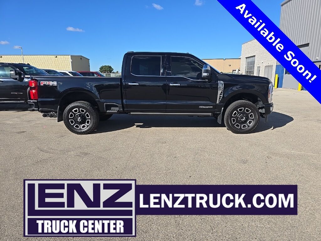2024 Ford F-250 Super Duty 4x4 Crew Cab Platinum Fond du Lac WI