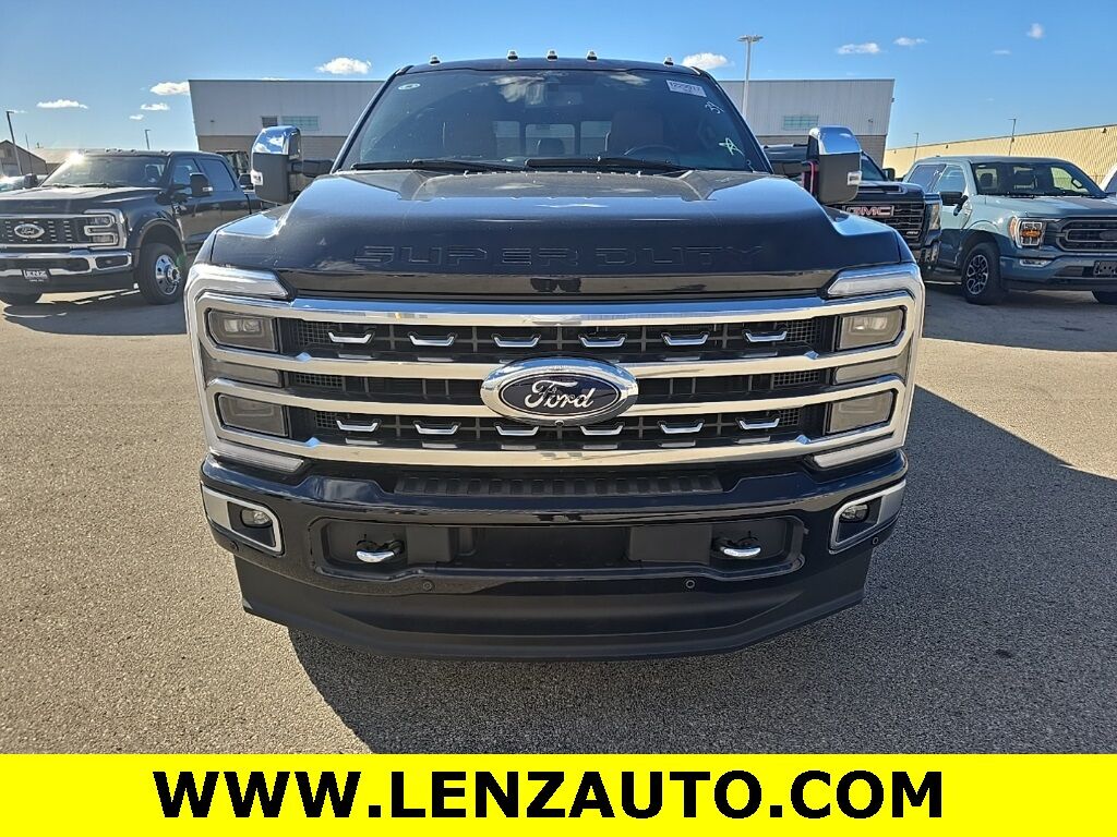 2024 Ford F-250 Super Duty 4x4 Crew Cab Platinum Fond du Lac WI