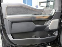 2024 Ford F-250 Super Duty 4x4 Crew Cab Platinum Fond du Lac WI