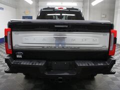 2024 Ford F-250 Super Duty 4x4 Crew Cab Platinum Fond du Lac WI