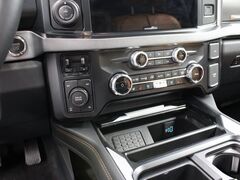 2024 Ford F-250 Super Duty 4x4 Crew Cab Platinum Fond du Lac WI