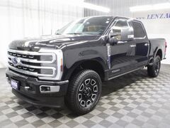 2024 Ford F-250 Super Duty 4x4 Crew Cab Platinum Fond du Lac WI