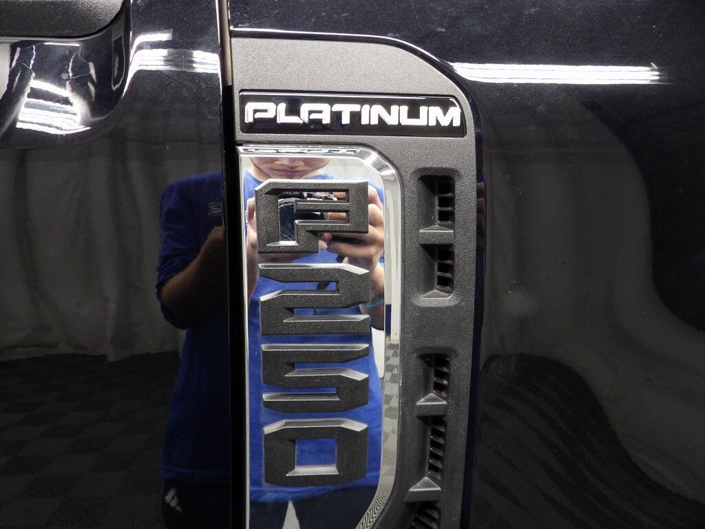 2024 Ford F-250 Super Duty 4x4 Crew Cab Platinum Fond du Lac WI