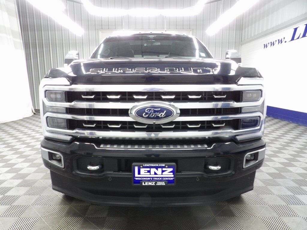 2024 Ford F-250 Super Duty 4x4 Crew Cab Platinum Fond du Lac WI