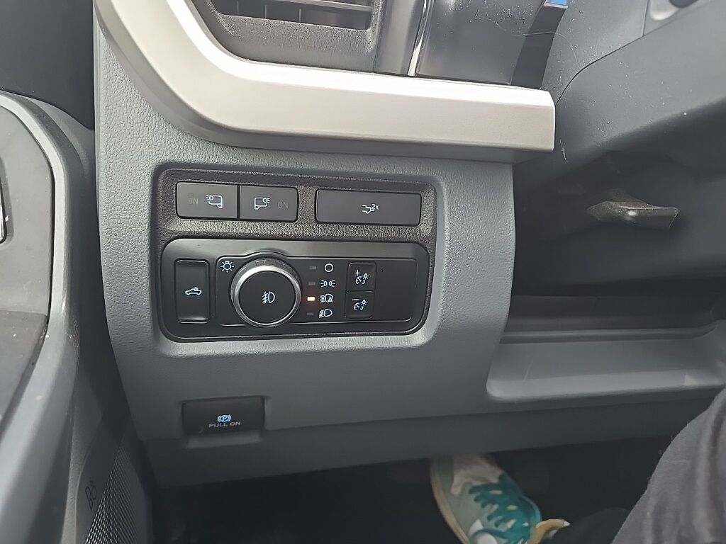 2024 Ford F-250 Super Duty 4x4 Crew Cab XLT Fond du Lac WI