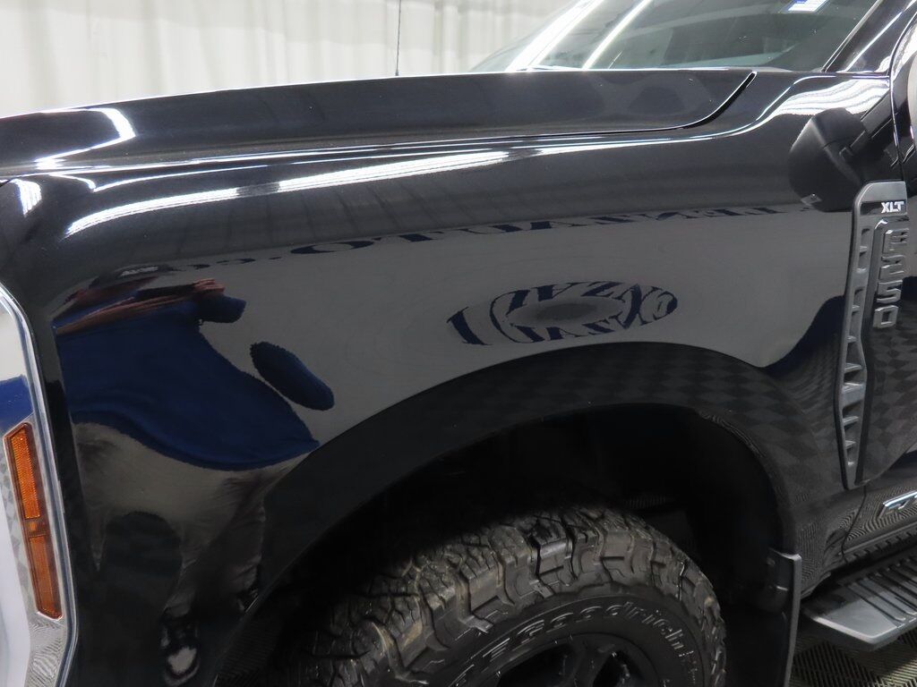 2024 Ford F-250 Super Duty 4x4 Crew Cab XLT Fond du Lac WI