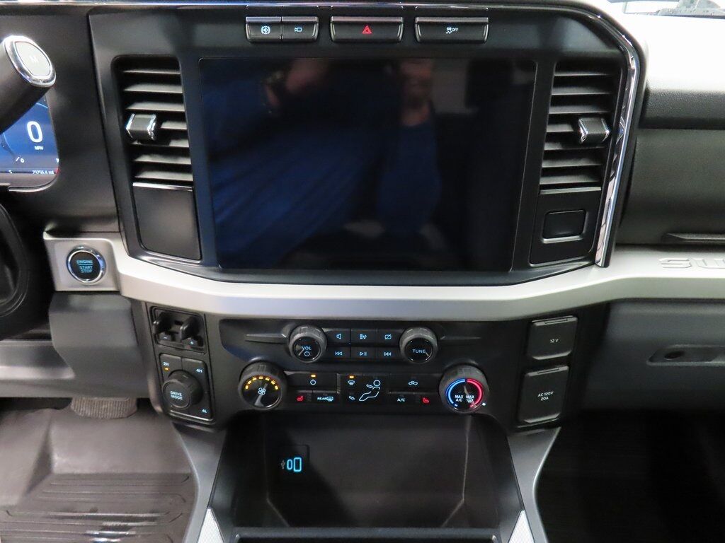 2024 Ford F-250 Super Duty 4x4 Crew Cab XLT Fond du Lac WI