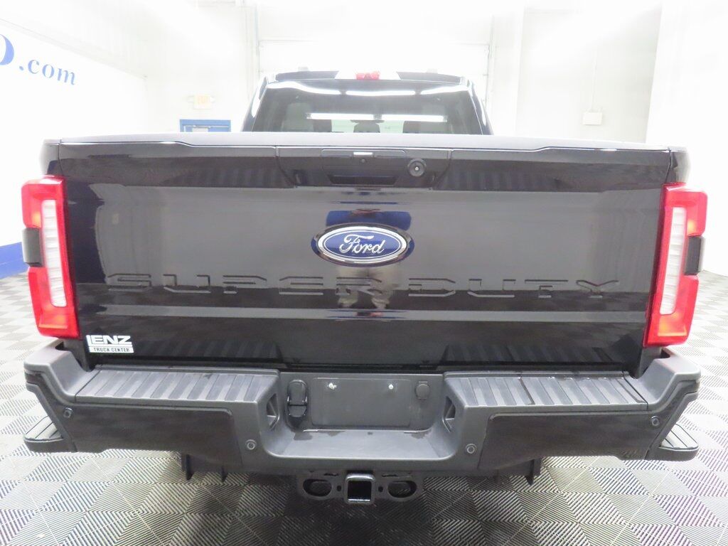2024 Ford F-250 Super Duty 4x4 Crew Cab XLT Fond du Lac WI