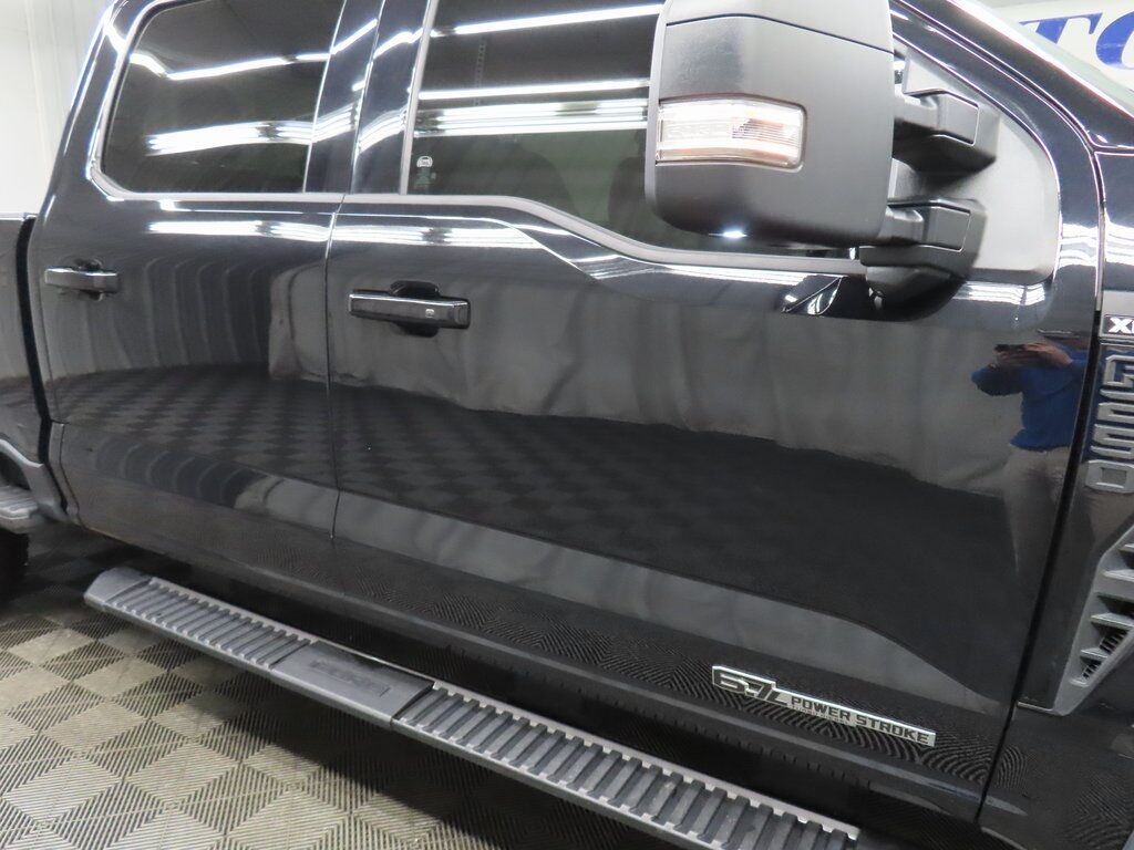 2024 Ford F-250 Super Duty 4x4 Crew Cab XLT Fond du Lac WI