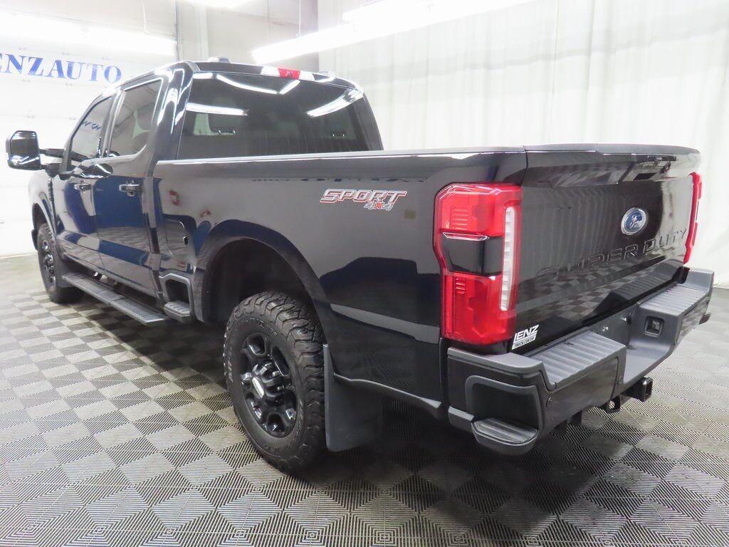 2024 Ford F-250 Super Duty 4x4 Crew Cab XLT Fond du Lac WI
