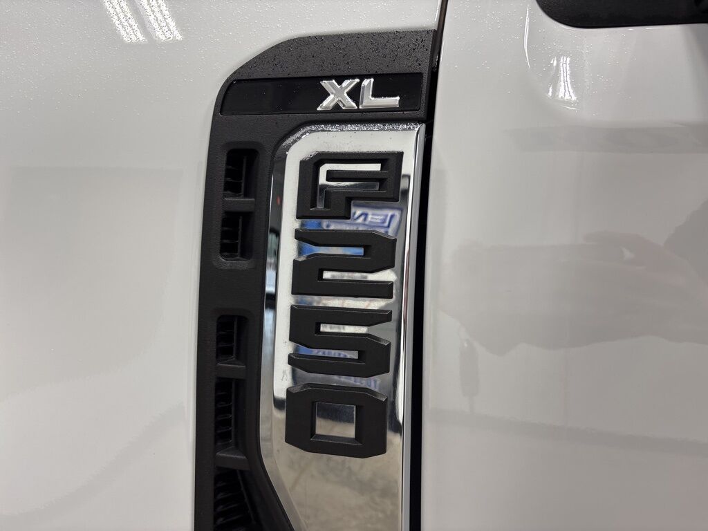 2024 Ford F-250 Super Duty 4x4 Regular Cab XL Minocqua WI