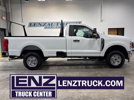 2024_Ford_F-250 Super Duty_4x4 Regular Cab XL_ Fond du Lac WI