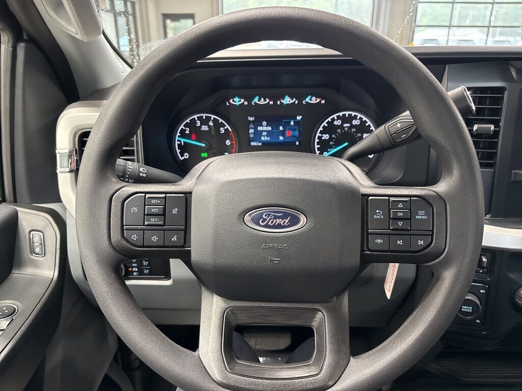 2024 Ford F-250 Super Duty 4x4 Regular Cab XL Minocqua WI