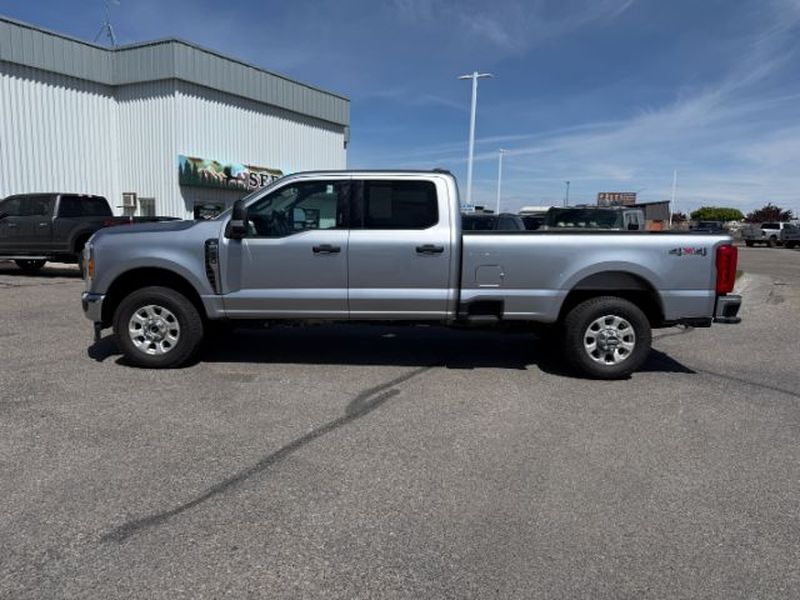 2024 Ford F-250 XLT