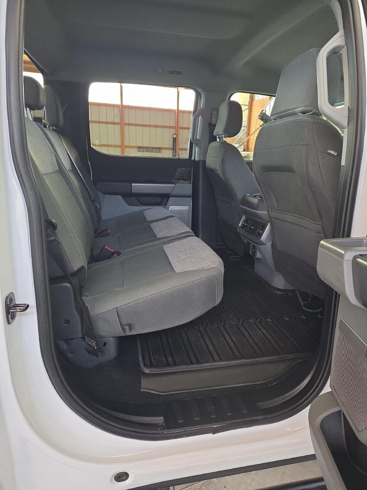 2024 Ford F-250 XLT Sand Lake NY