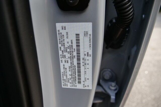 2024 Ford F-250SD LARIAT 4X4 / Leer Bed Cap / Bed Slide / Turbo Diesel! High Point NC