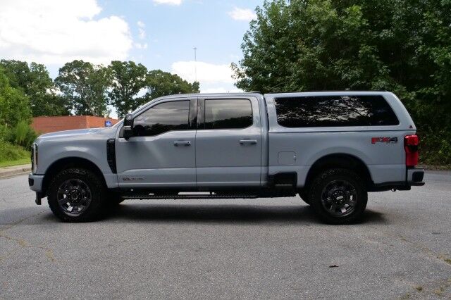 2024 Ford F-250SD LARIAT 4X4 / Leer Bed Cap / Bed Slide / Turbo Diesel! High Point NC