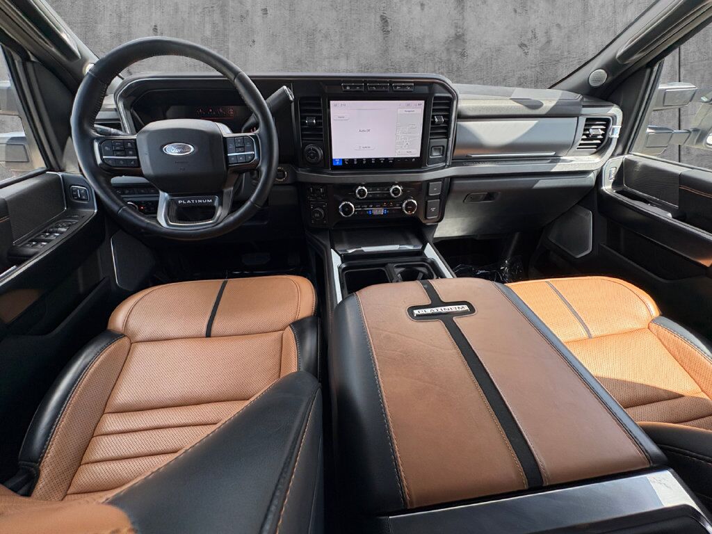 2024 Ford F-250SD Platinum Hondo TX