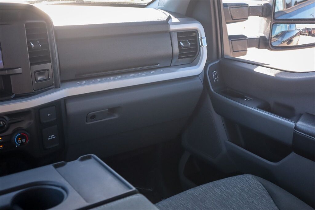 2024 Ford F-250SD XLT Hondo TX