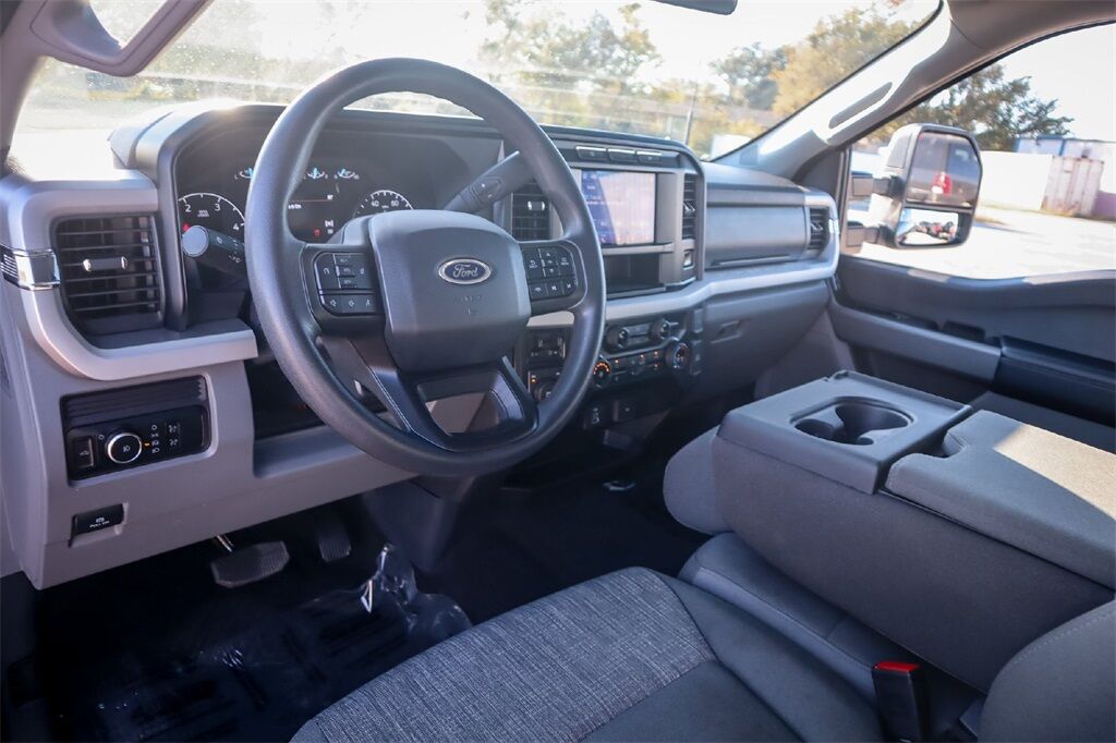 2024 Ford F-250SD XLT Hondo TX