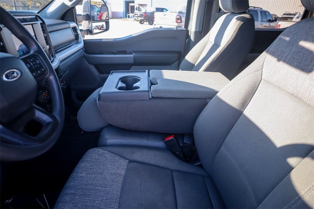 2024 Ford F-250SD XLT Hondo TX