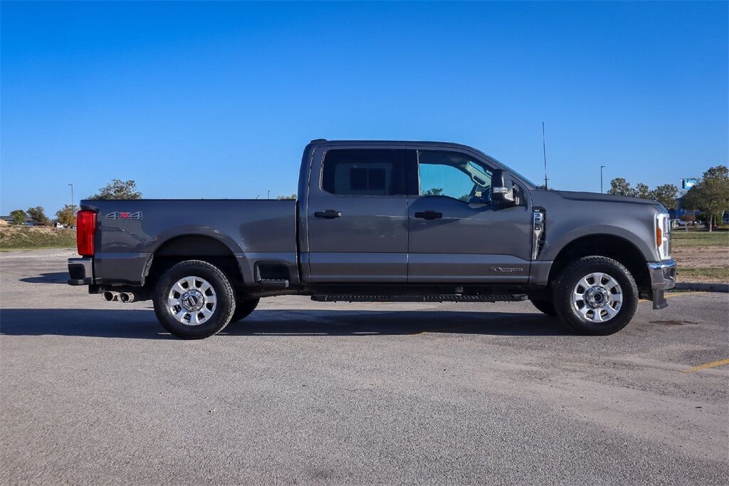 2024 Ford F-250SD XLT Hondo TX