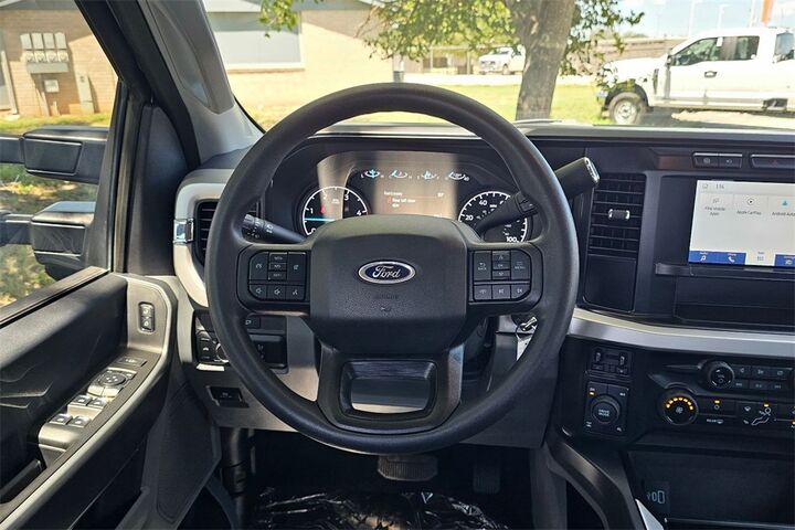 2024 Ford F-250SD XLT  TX
