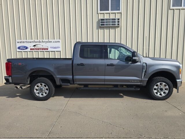 2024 Ford F-250SD XLT
