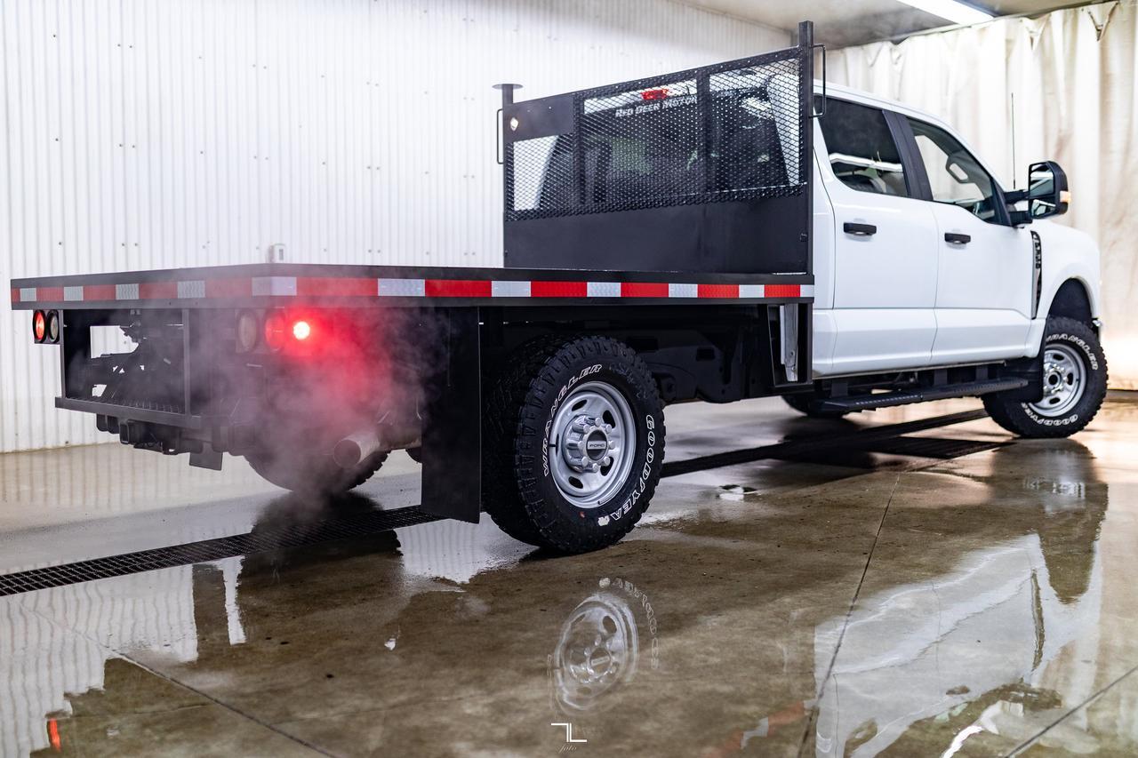2024 Ford F-350 4x4 Crew Cab XL Deck BCam Red Deer AB