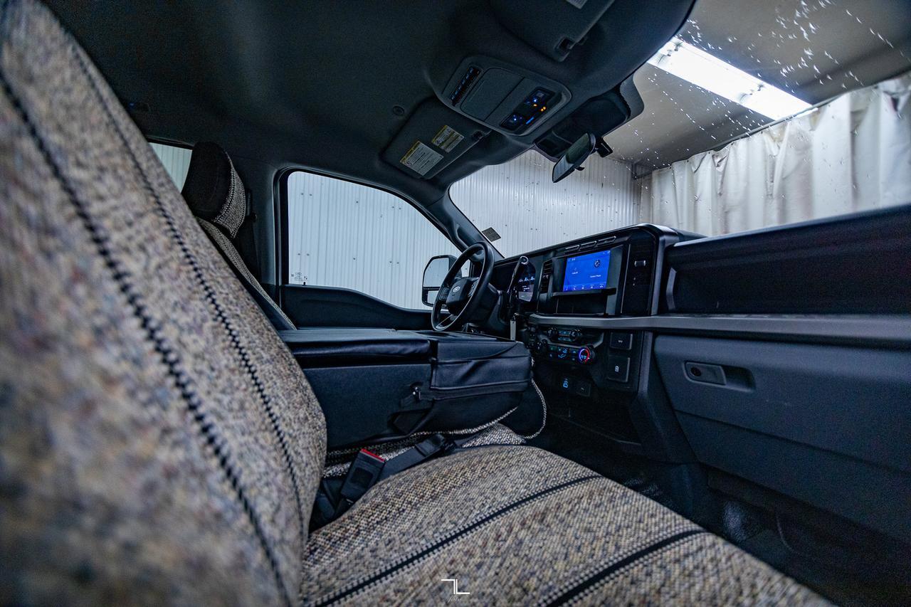 2024 Ford F-350 4x4 Crew Cab XL Deck BCam Red Deer AB