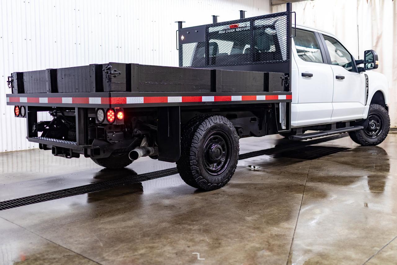 2024 Ford F-350 4x4 Crew Cab XL Deck BCam Red Deer AB